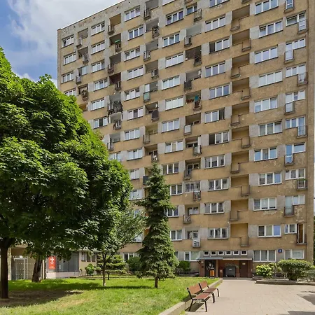 公寓 Skyview Comfortable With Balcony In The Center By Renters
